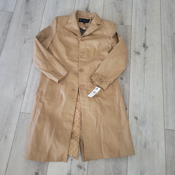 Kenneth Cole Beige Leather Jacket - Picture 1 of 12